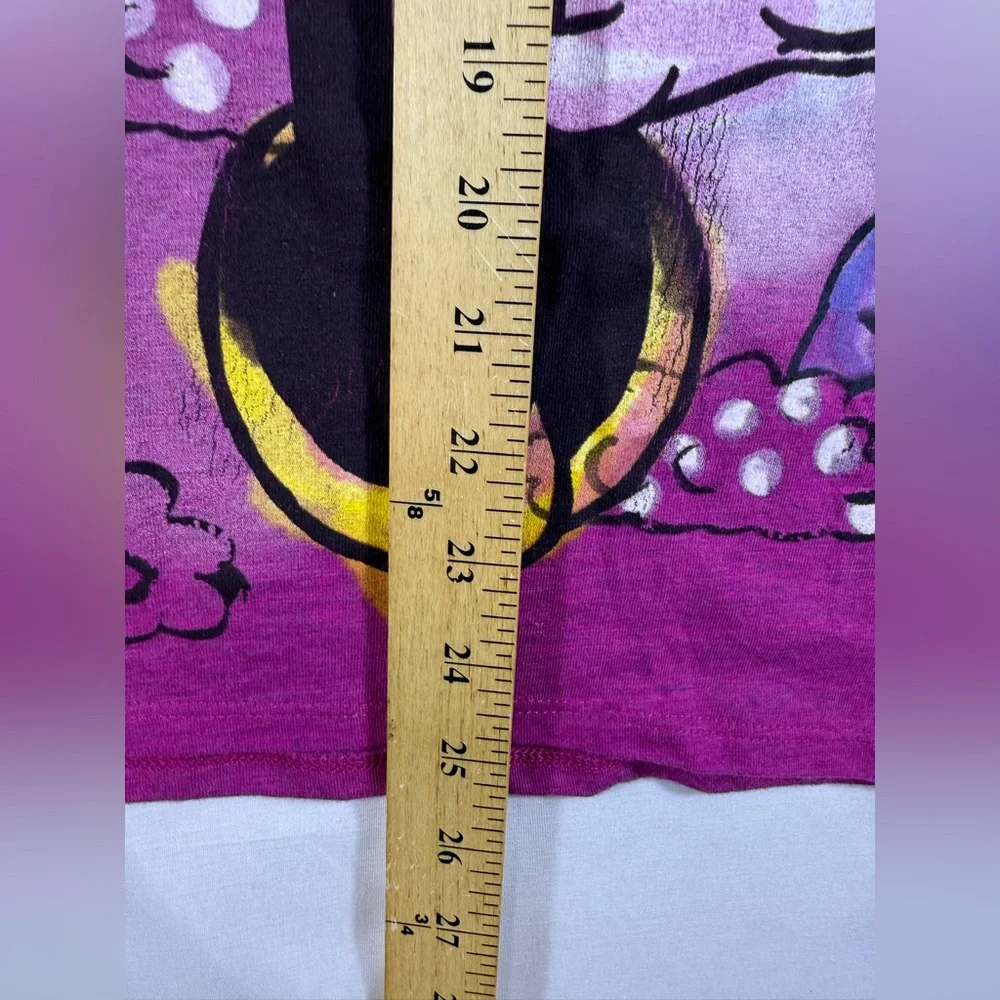 Disney Minnie Mouse V-Neck T-Shirt Purple Women's Size Medium M Heart Tee Cute
